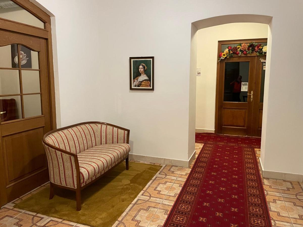 Hotel Majovey Žilina Exteriör bild