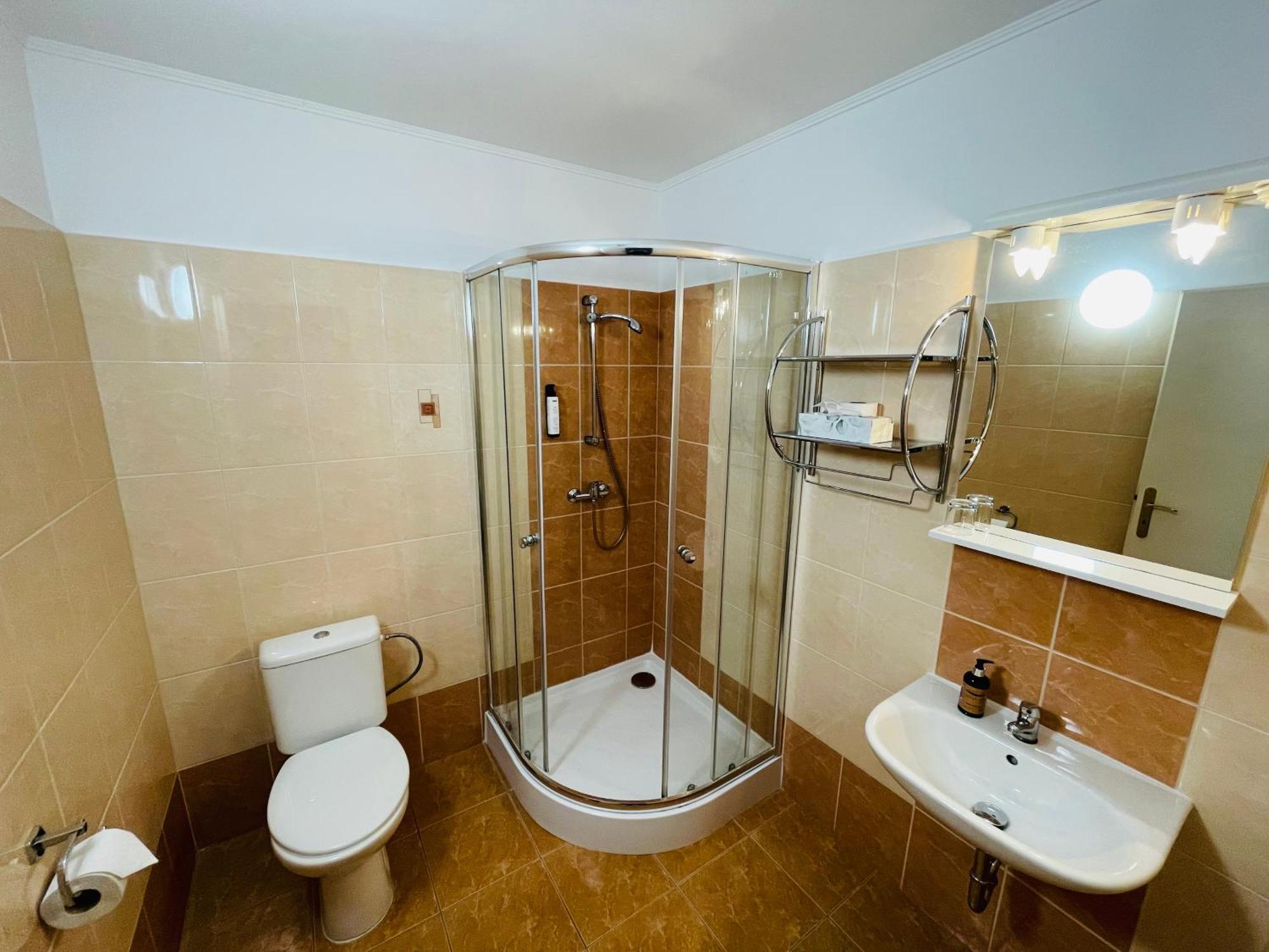 Hotel Majovey Žilina Exteriör bild